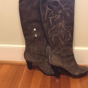 Isola taupe grey suede boots
